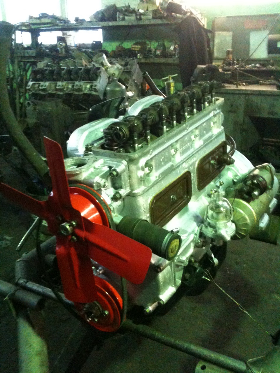 Двигатель ГАЗ-21 теперь как новый. — ГАЗ 21, 2,5 л, 1959 года | визит ...