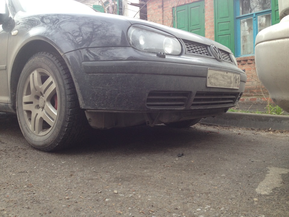 Высокие бордюры((( — Volkswagen Golf Mk4, 1,4 л, 2002 года | прикол ...