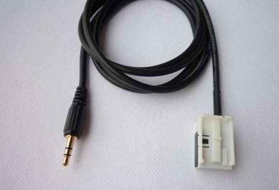 AUX выход — Mercedes-Benz S-Class (W221), 5 л, 2005 года | автозвук ...