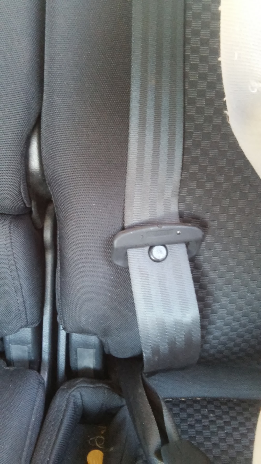 Ремень безопасности передних сидений