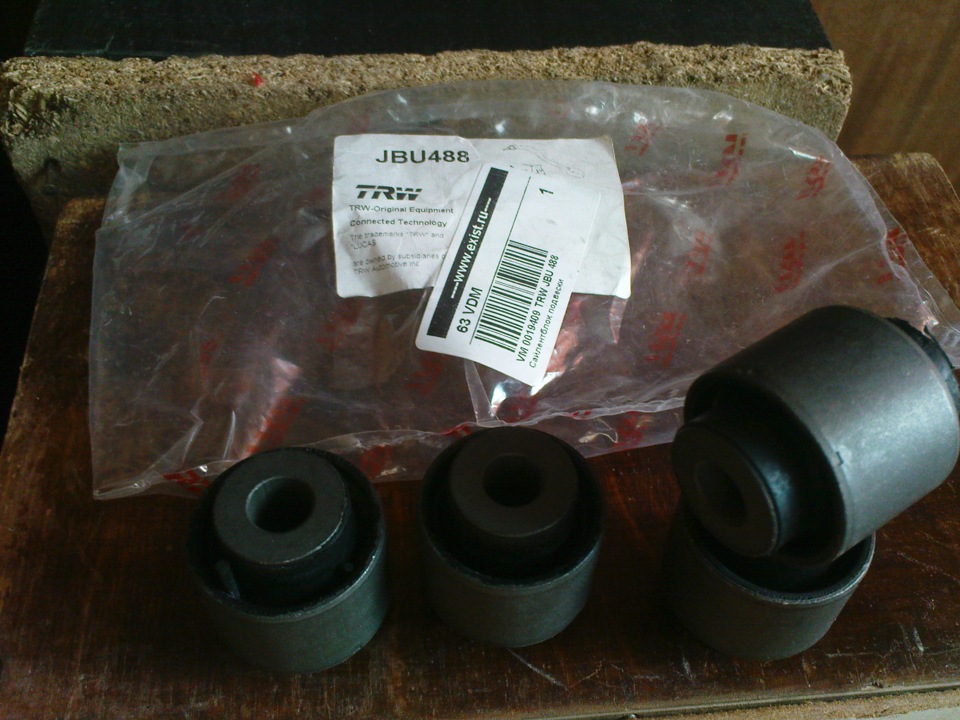 сайлентблоки передних рычагов honda torneo. сайлентблоки верхних рычагов jeep grand cherokee wk2. сайлентблок верхнего рычага нива шевроле. сайлентблок верхнего рычага хундай н200. сайлентблок pse1865.