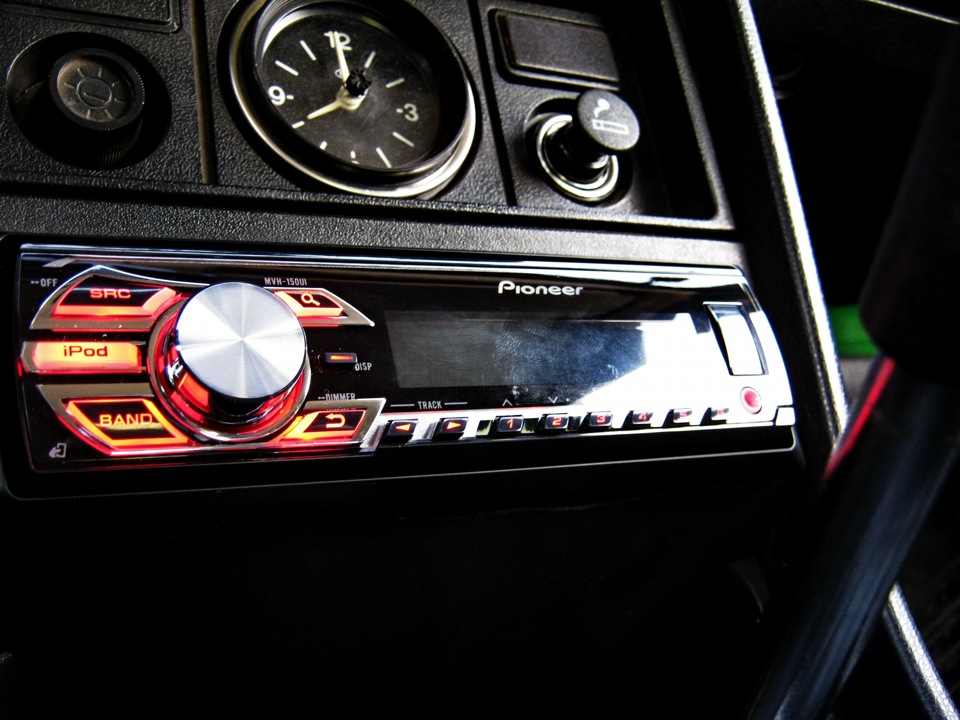 Pioneer ui. Pioneer MVH-150ui. Пионер MVH 150ui. Магнитола Пионер MVH 150ui характеристики. Pioneer MVH-150ui увеличение мощности.