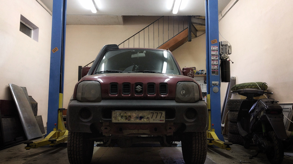 Комнатка для Тоторо — Suzuki Jimny (1G)