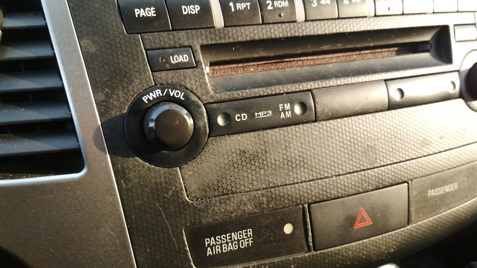 Нужна помощь! Проблема с покрытием пластика торпедо и магнитолы ...