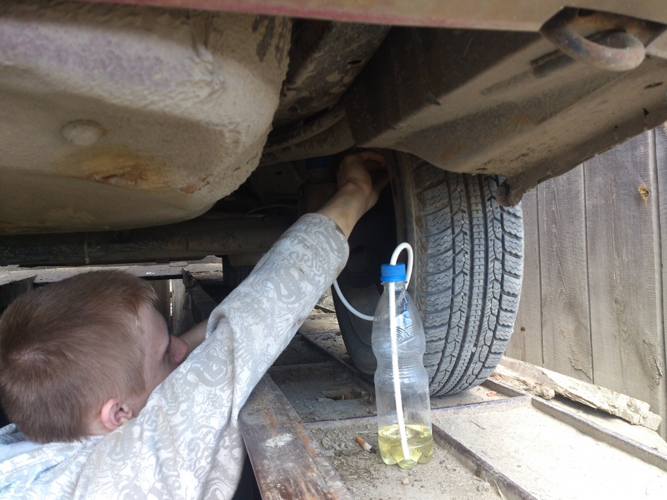 задние пружины и прокачка тормозов — Lada 2110, 1,5 л, 1997 года ...