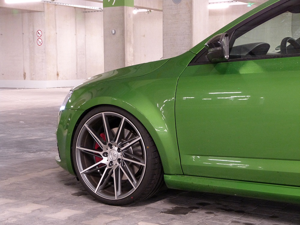 Арки skoda octavia. Диски Skoda VRS.