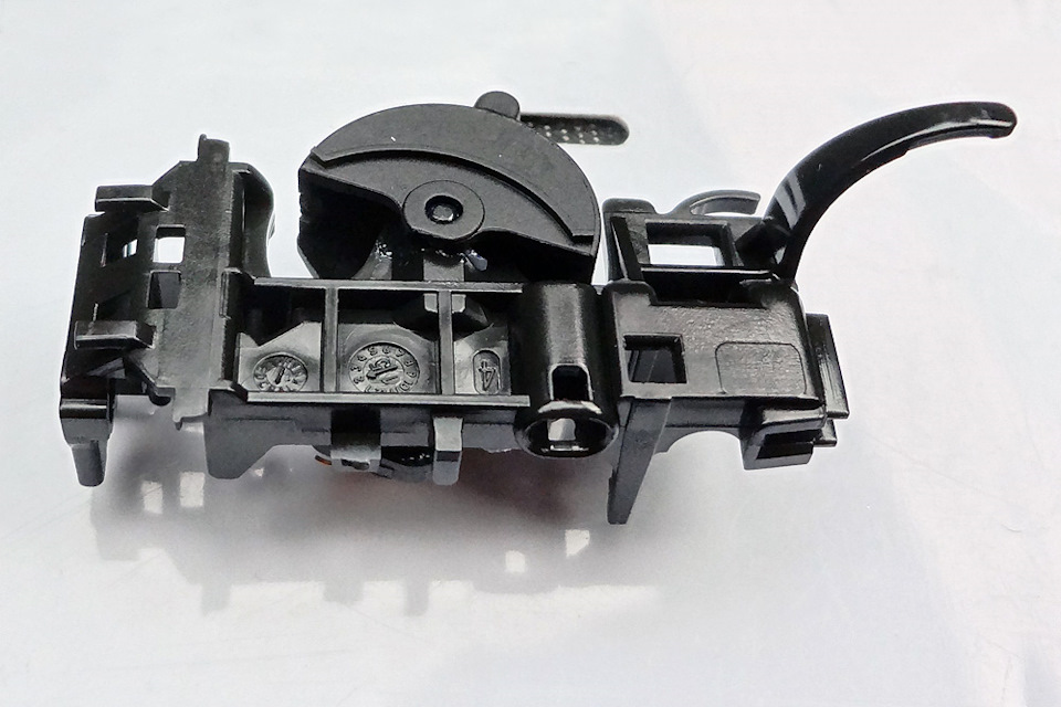 Разбор правого подрулевого переключателя на Rapid 2016мг — Skoda Rapid ...