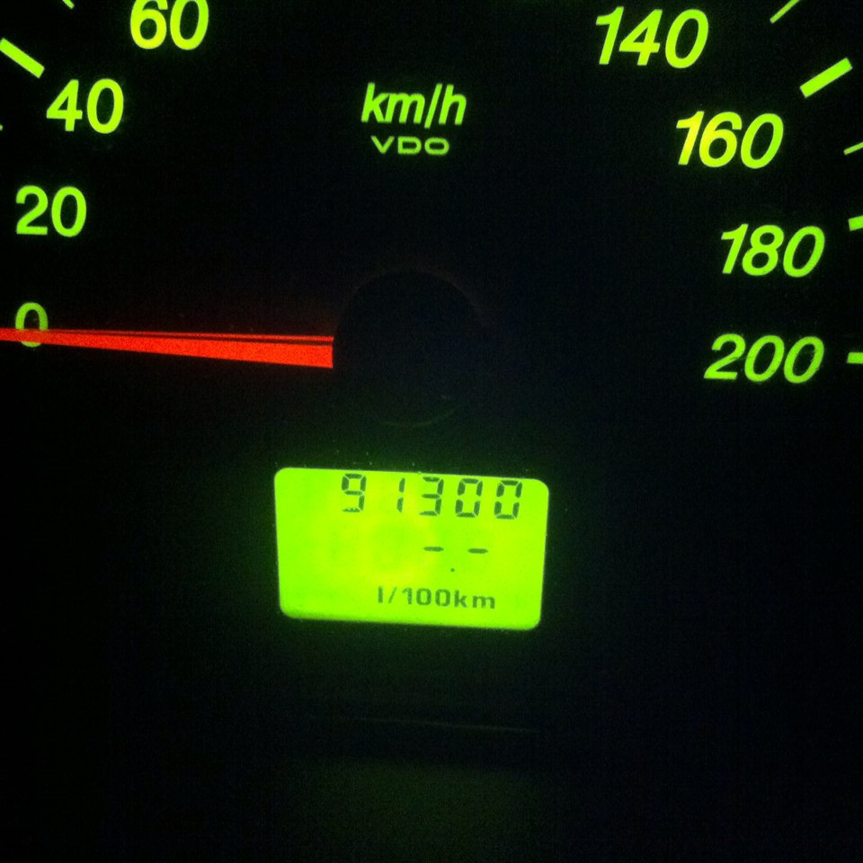 Замена передних тормозных колодок — Lada Приора хэтчбек, 1,6 л, 2012 ...