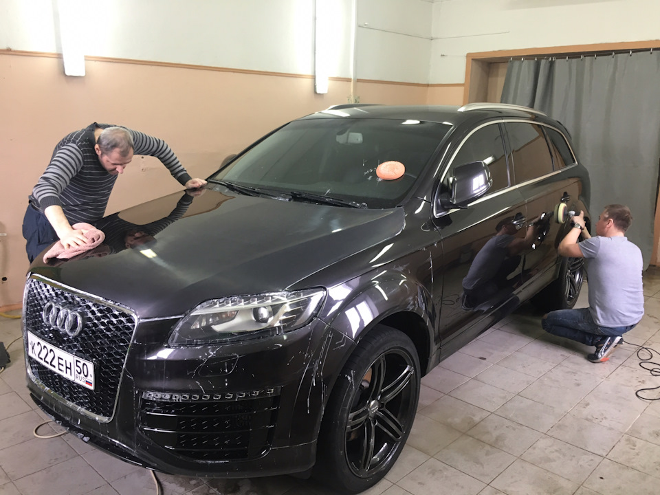 Фото в бортжурнале Audi Q7 (1G)