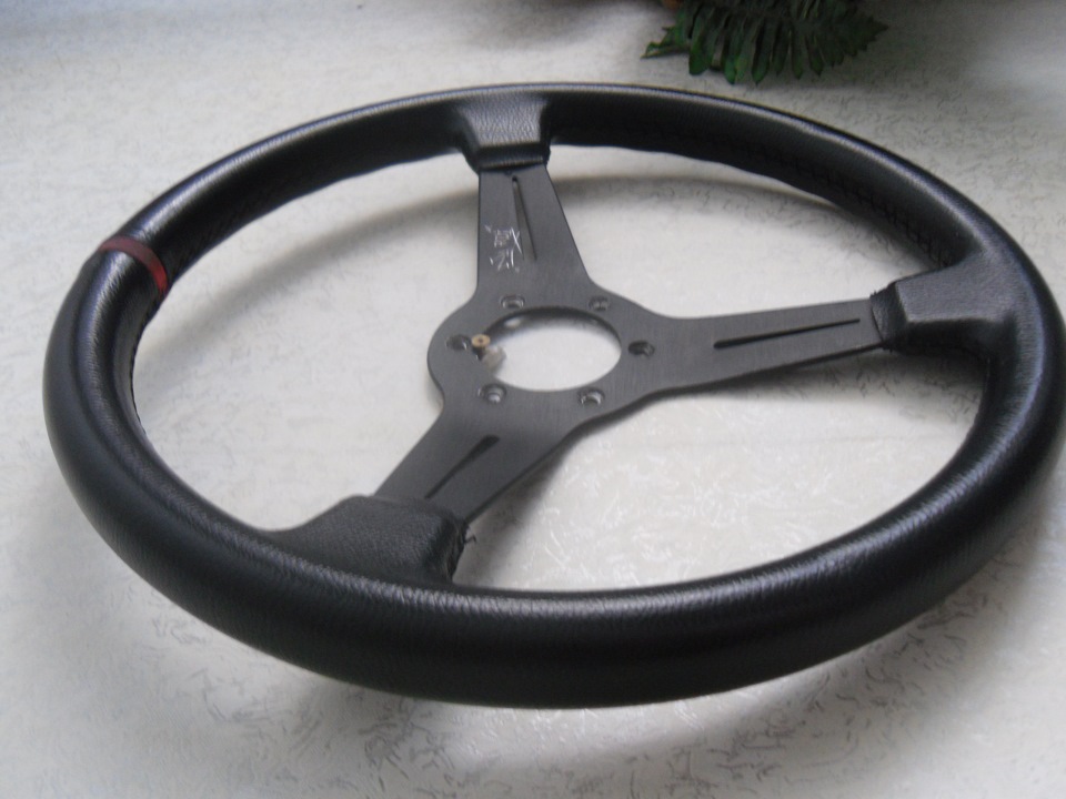 руль nardi tlc 70. воздушные рули пиранья 2. руль нарди 330. Steering wheel f80 to e90. диск r22.