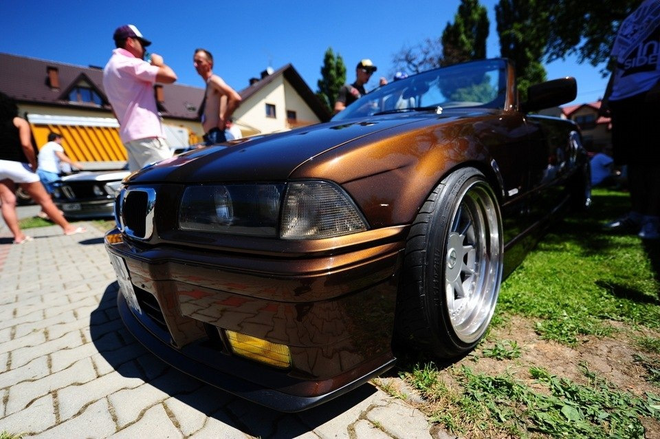 BMW e34 Marakesh Brown