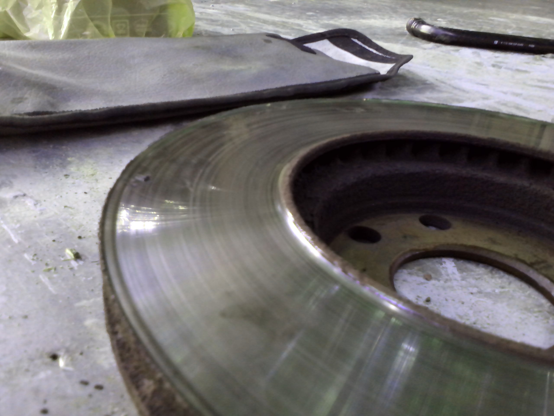 накладки тормозных дисков. накладки тормозных дисков. 201. Brembo brake caliper. 01.