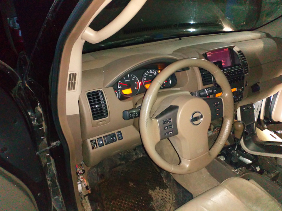 Приехал pathfinder r 51 горит есп и не работает 4wD ошибки по кан шине ...