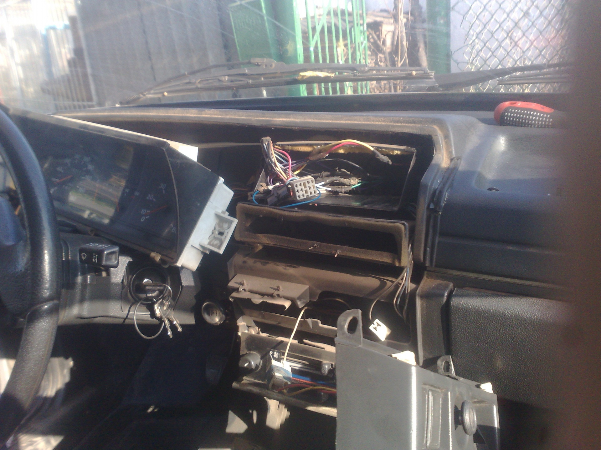 Менял лампочки в приборке — Lada 21093, 9,9 л, 2001 года | кузовной ...