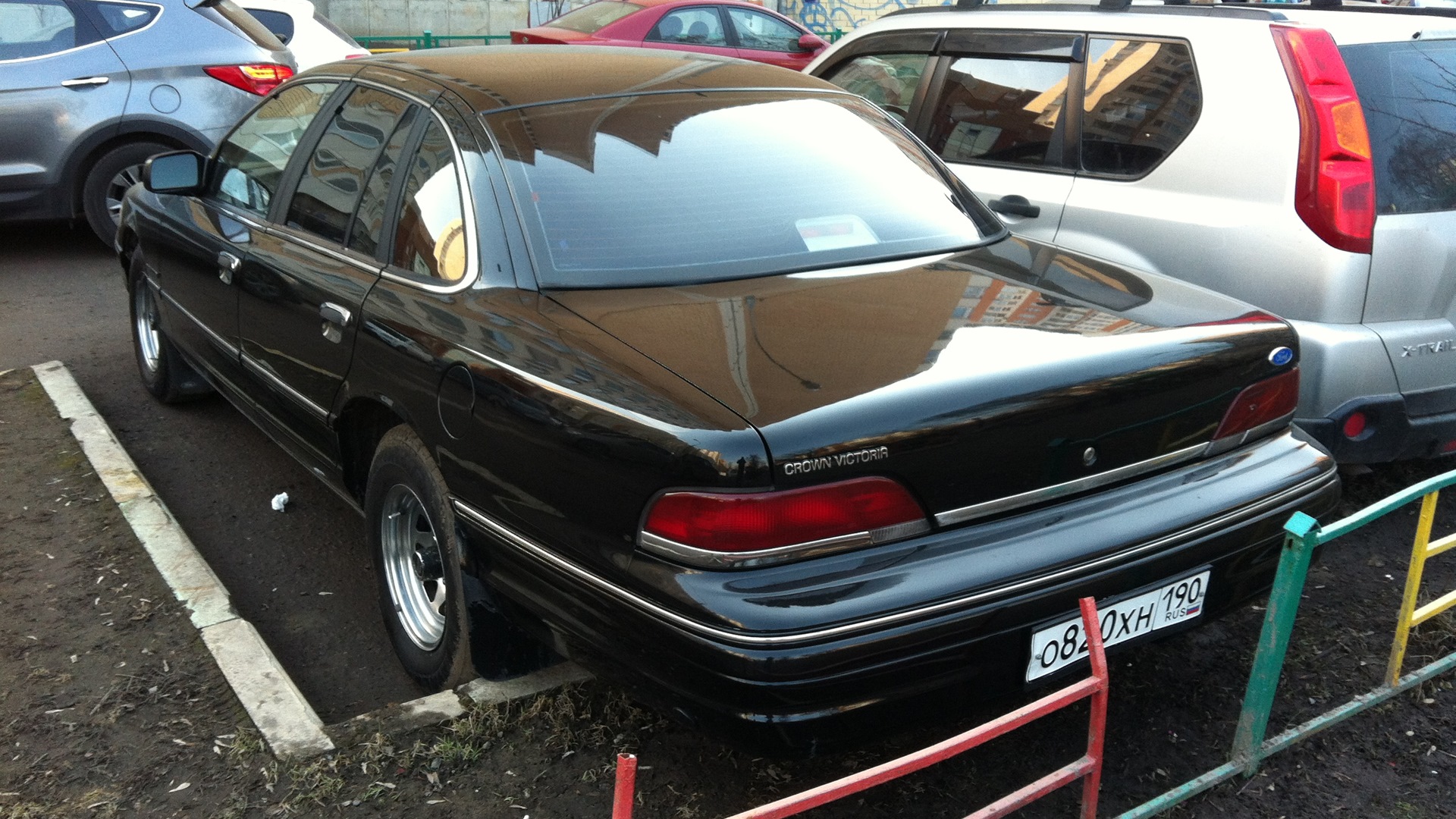 Ford Crown Victoria 4.6 бензиновый 1992 | Королева Виктория на DRIVE2