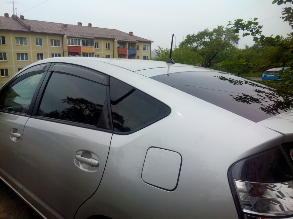 Тонировка Llumar — Toyota Prius (20), 1,5 л, 2005 года | стайлинг | DRIVE2