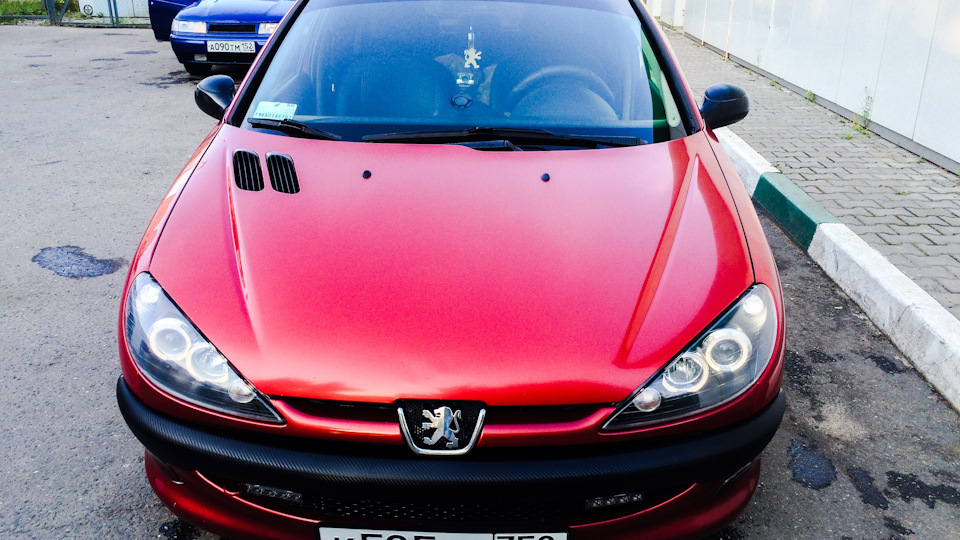Выбираю нового железного друга — Peugeot 206, 1,4 л, 2003 года ...