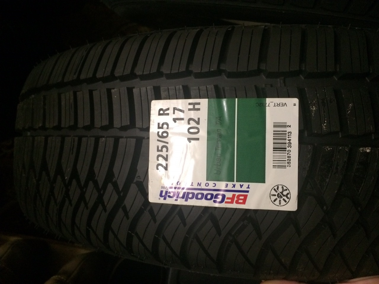 Шина 225 65. Шины Goodrich 225/65 r17. Шины BFGOODRICH 225/65 r17.