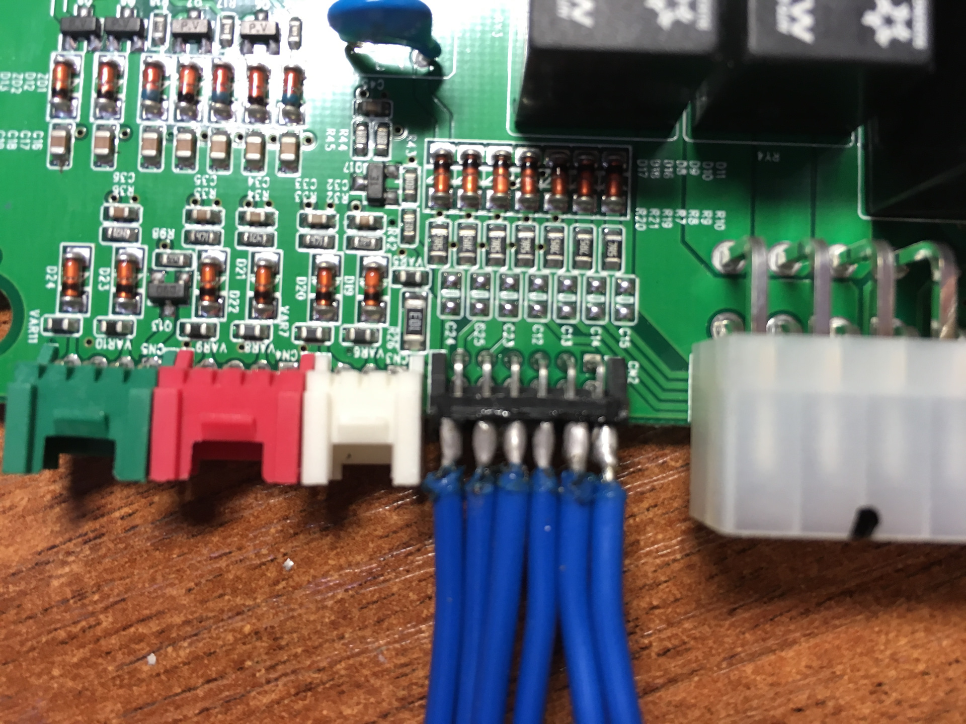 ПереУстановка сигнализации Scher-Khan Logicar 1 — Renault Sandero 1G, 1 ...