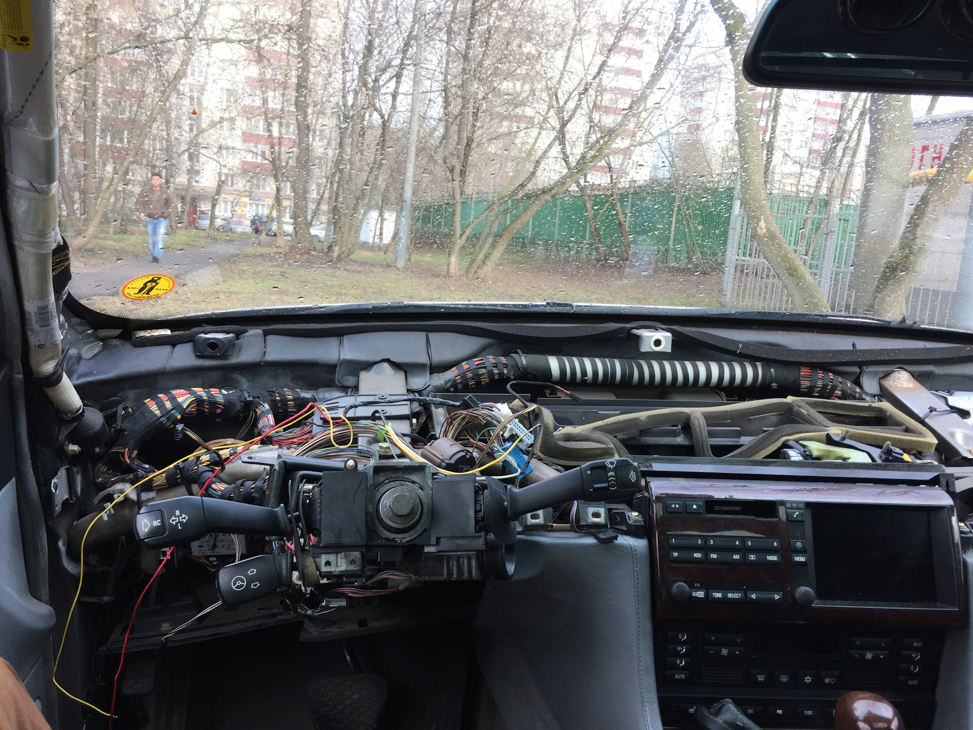Как разобрать панель бмв е39 Восстановление проводки Ч2 - снимаем торпеду - BMW 7 series (E38), 5,4 л, 1998 г