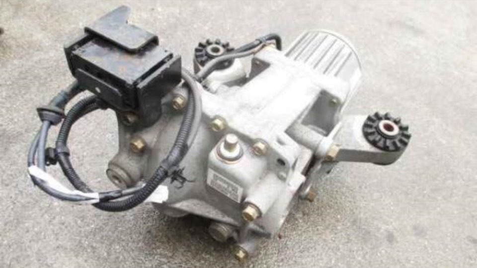 Демпфер раздатки и дифференциала — Mitsubishi Outlander XL, 3 л, 2007 ...