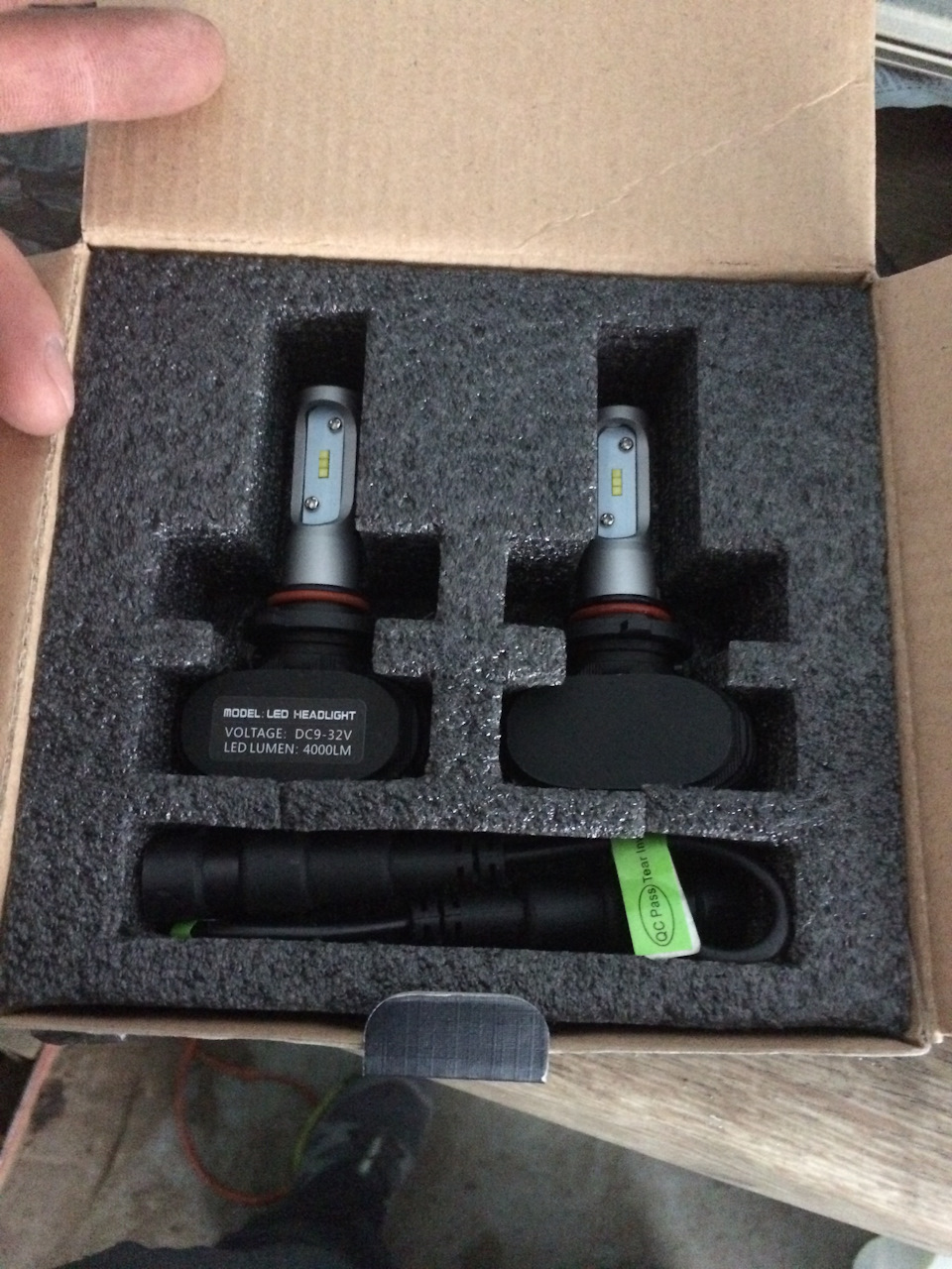 Установил диоды в дальний свет. — Mitsubishi Outlander XL, 3 л, 2008 ...