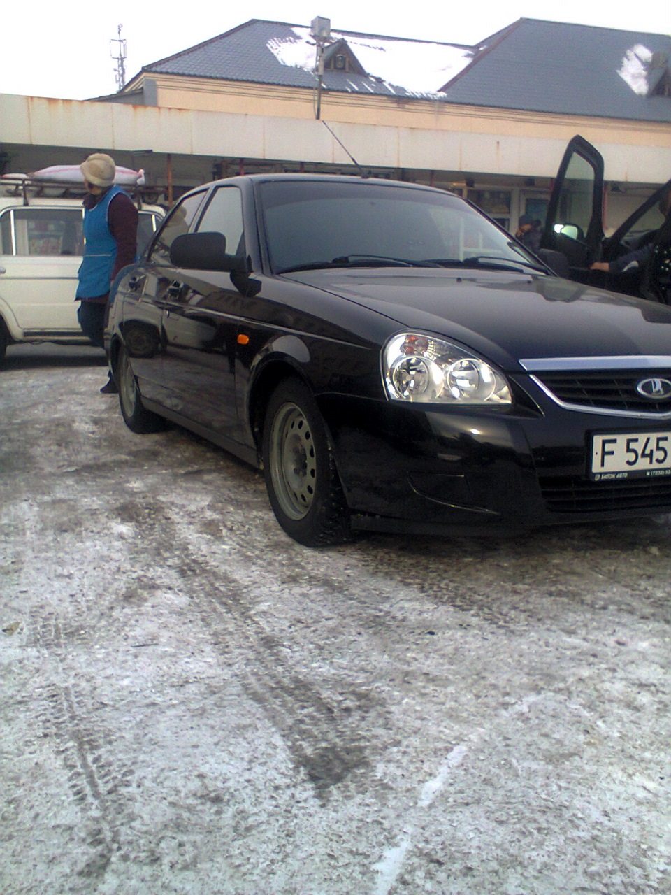 Посадка(занижение перед) — Lada Приора седан, 1,6 л, 2012 года | своими  руками | DRIVE2