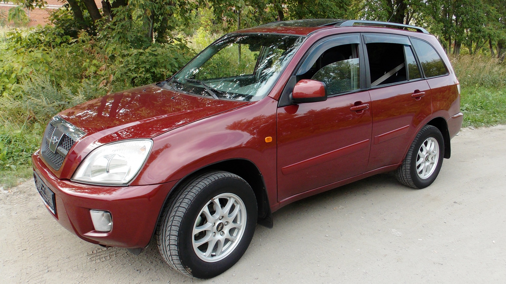 Chery tiggo красная. Chery Tiggo т11. Chery Tiggo 2008. Черри Тигго 11. Черри Тигго 2008.