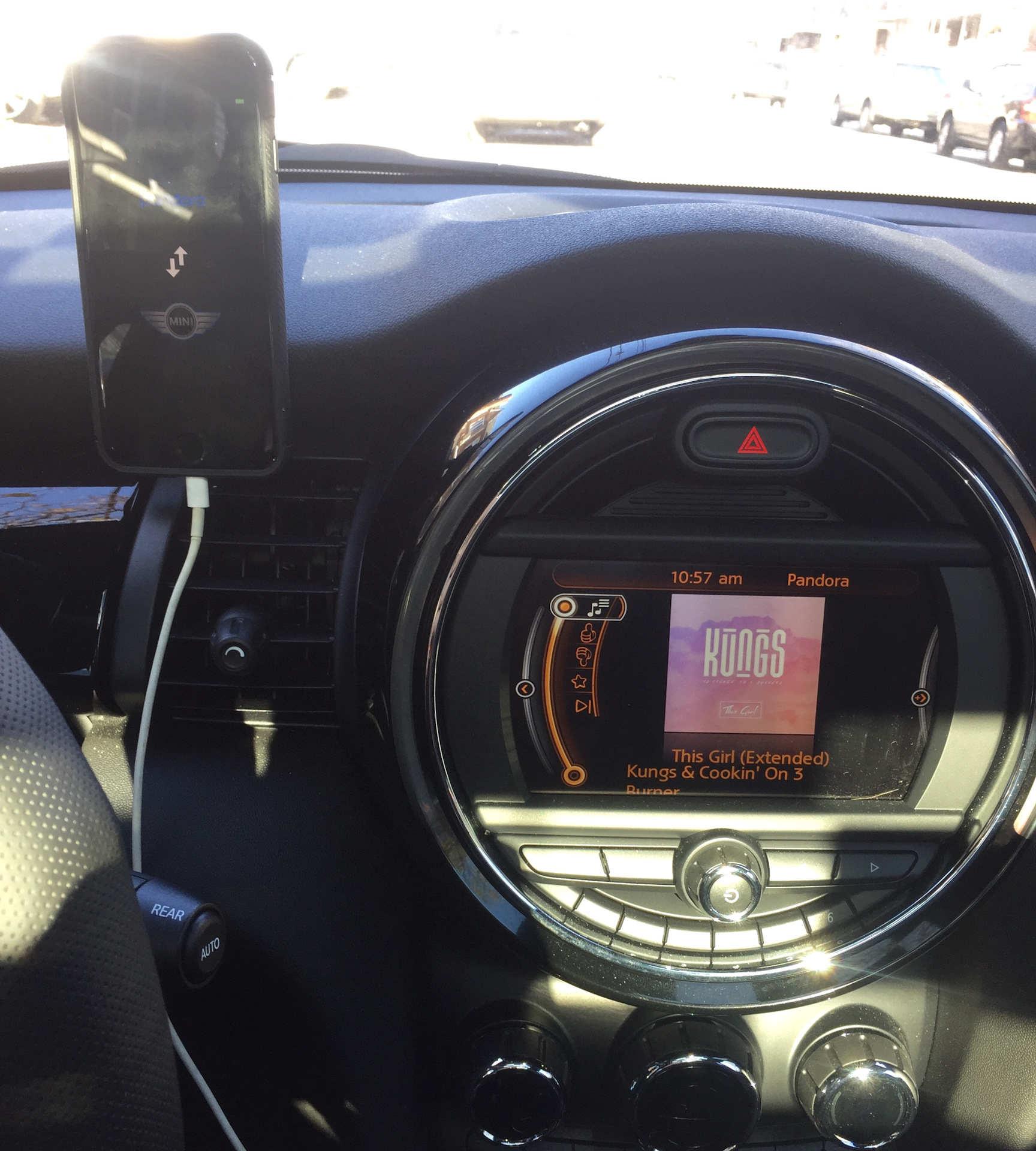 Подружить телефон с авто, Mini connected и магнитный держатель для телефона  — MINI Cooper S Mk III, 2 л, 2015 года | аксессуары | DRIVE2