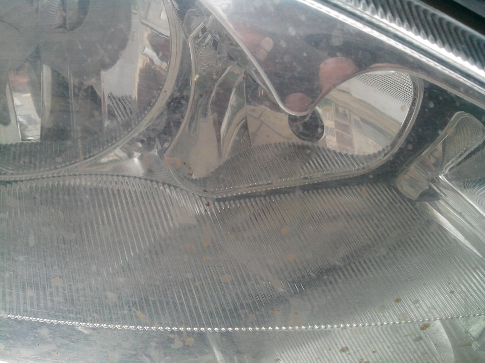 Замена ламп ближнего света, габаритных огней и салонного фильтра — Lada ...