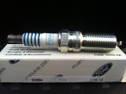 5158132 Свеча зажигания / 2,0/2,3/2,5 Duratec/Dohc 07~ Ford | Запчасти ...