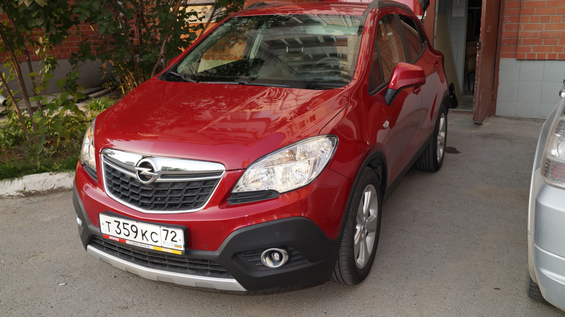 Opel Mokka 1.4 бензиновый 2014 | 1.4 Турбо, Жгучая немка на DRIVE2