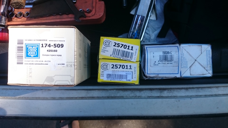 Ремонт передних тормозных механизмов — Peugeot 406, 2 л, 1999 года ...