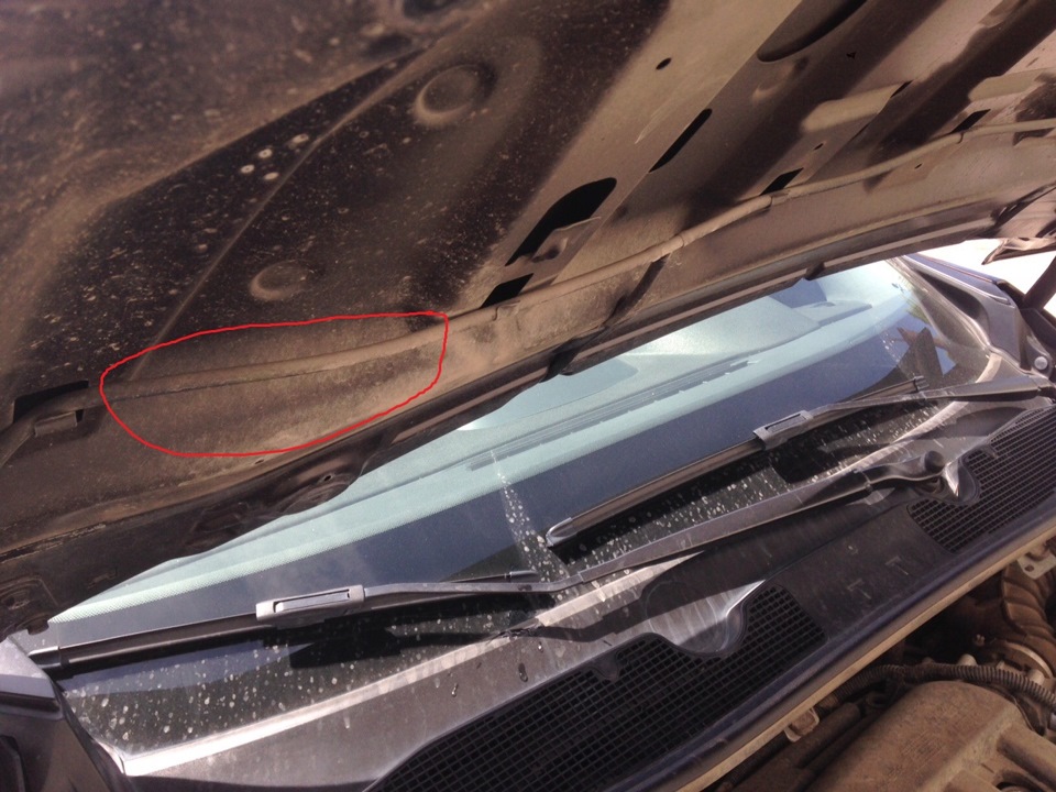 Обратный клапан омывайки — Renault Megane Coupe (3G), 1,6 л, 2012 года ...