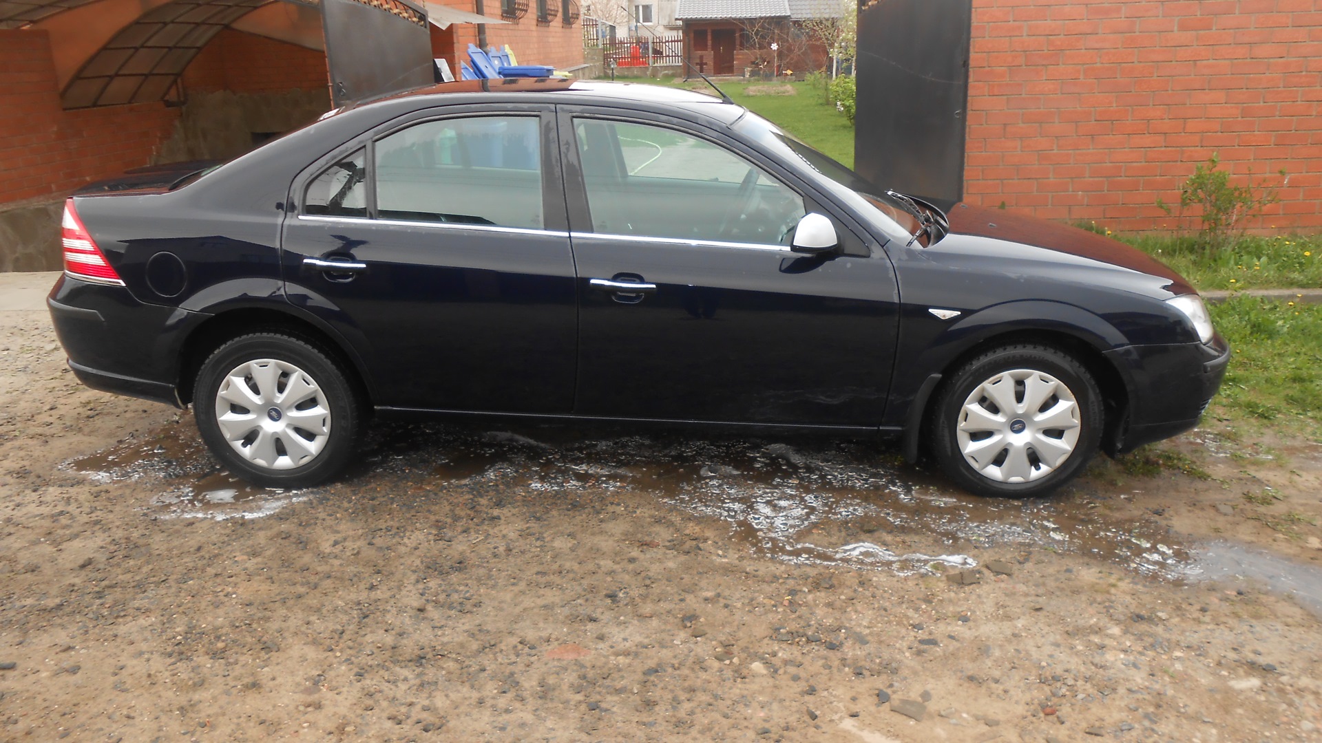 Ford Mondeo III 2.0 бензиновый 2006 | Deep (House) Navy на DRIVE2