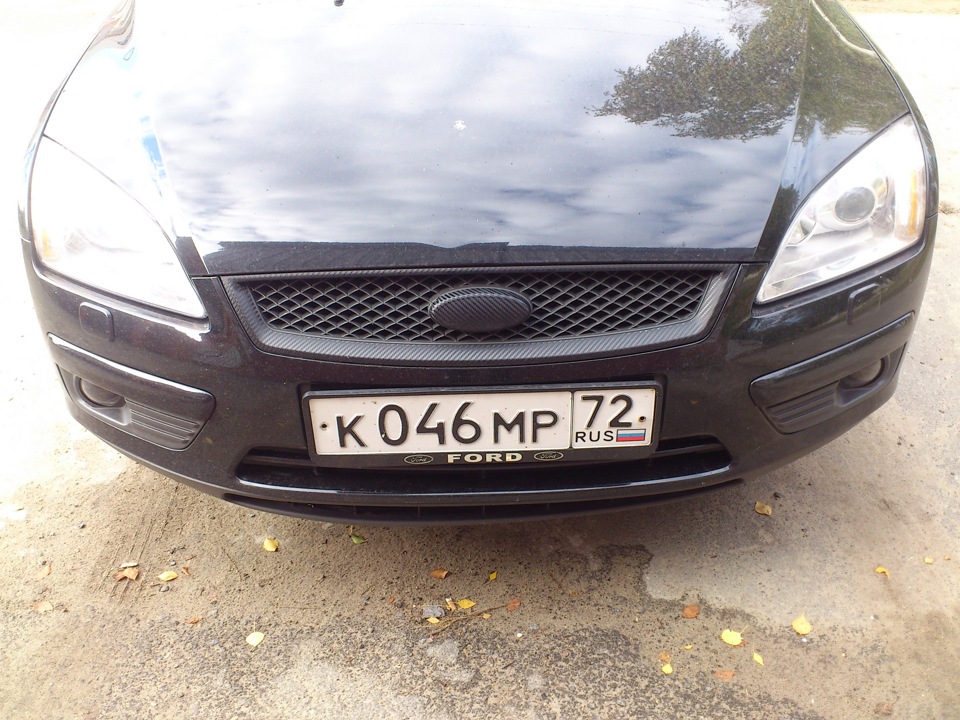 Рамки на номера — Ford Focus Hatchback II, 2 л, 2007 года | аксессуары ...
