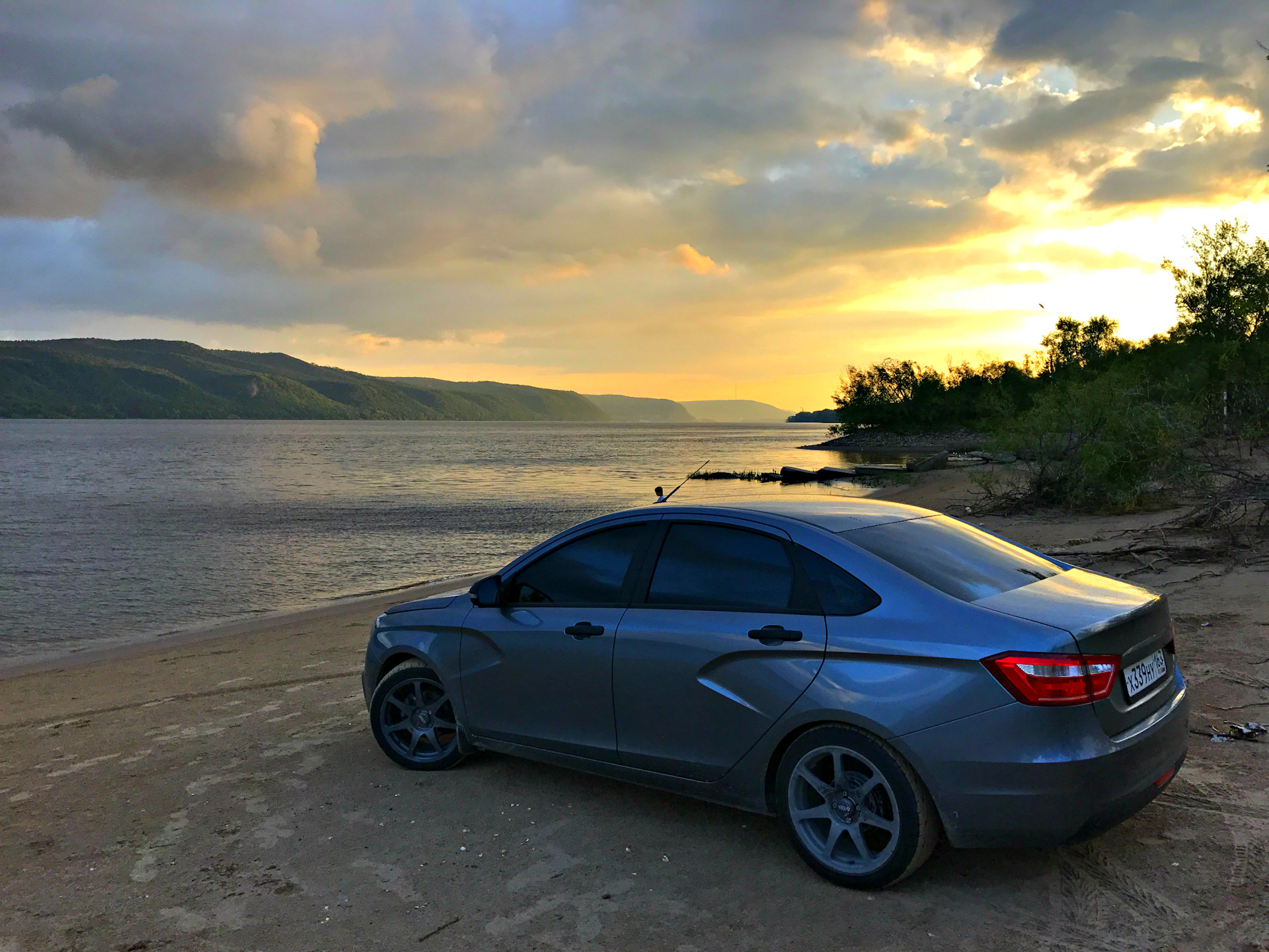 Lada Vesta Widebody