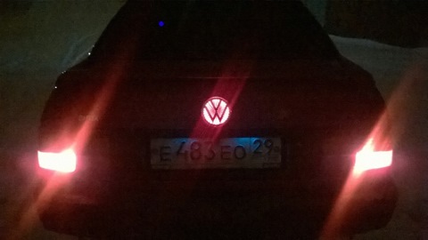 светящийся значок volkswagen