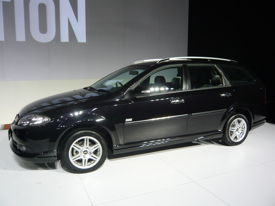 Вариант дисков на Chevrolet Optra Estate. Ну очень элегантные диски! — Chevrolet Lacetti SW