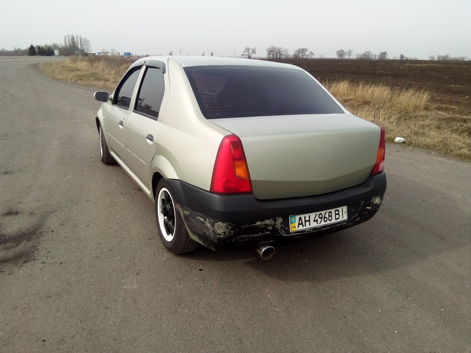 Фото в бортжурнале Dacia Logan (1G)
