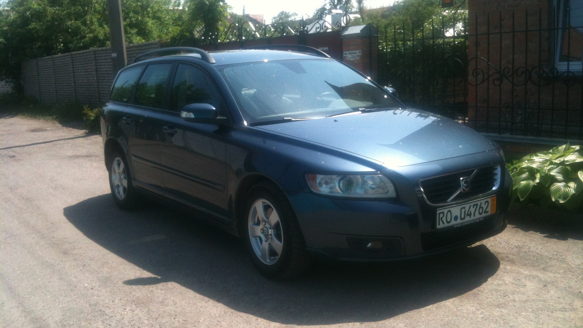 Volvo v50 1.6 дизель. Вольво сарай.