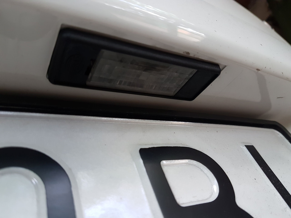 Задний фонарь и подсветка номера — Citroen C4 (1G), 1,6 л, 2008 года ...