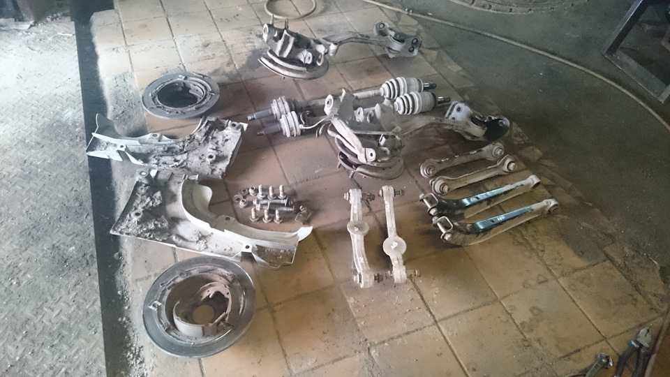 Фото в бортжурнале Subaru Legacy Outback (BE/BH)