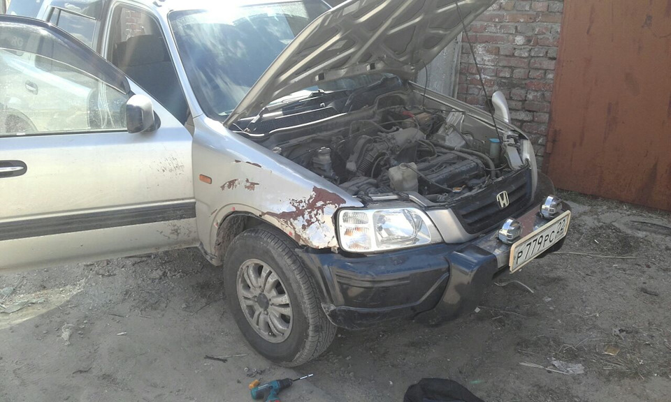 Первый кузовной ремонт — Honda CR-V (RD1, RD2), 2 л, 1996 года ...