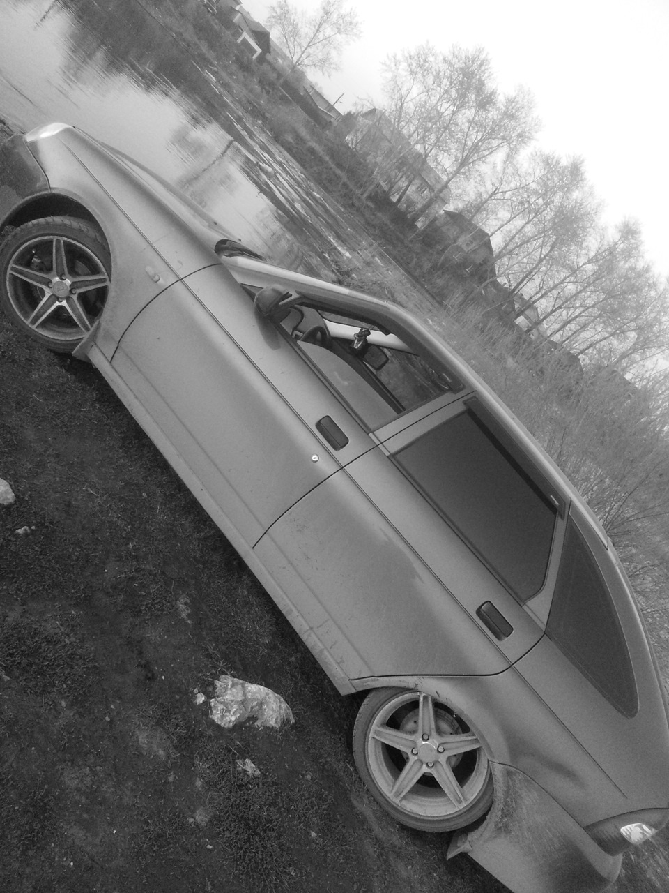 Фото 1 — Lada Приора хэтчбек, 1,6 л, 2008 года | фотография | DRIVE2