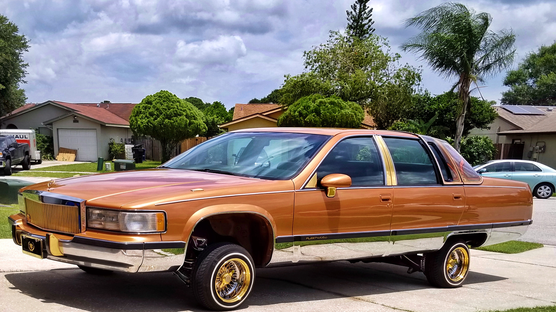 Cadillac Fleetwood Lowrider