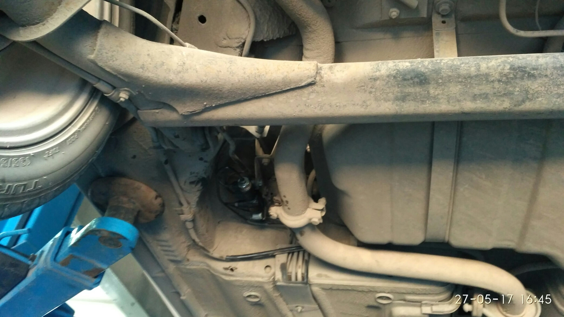 Замена колдуна — Lada Приора хэтчбек, 1,6 л, 2011 года | визит на ...