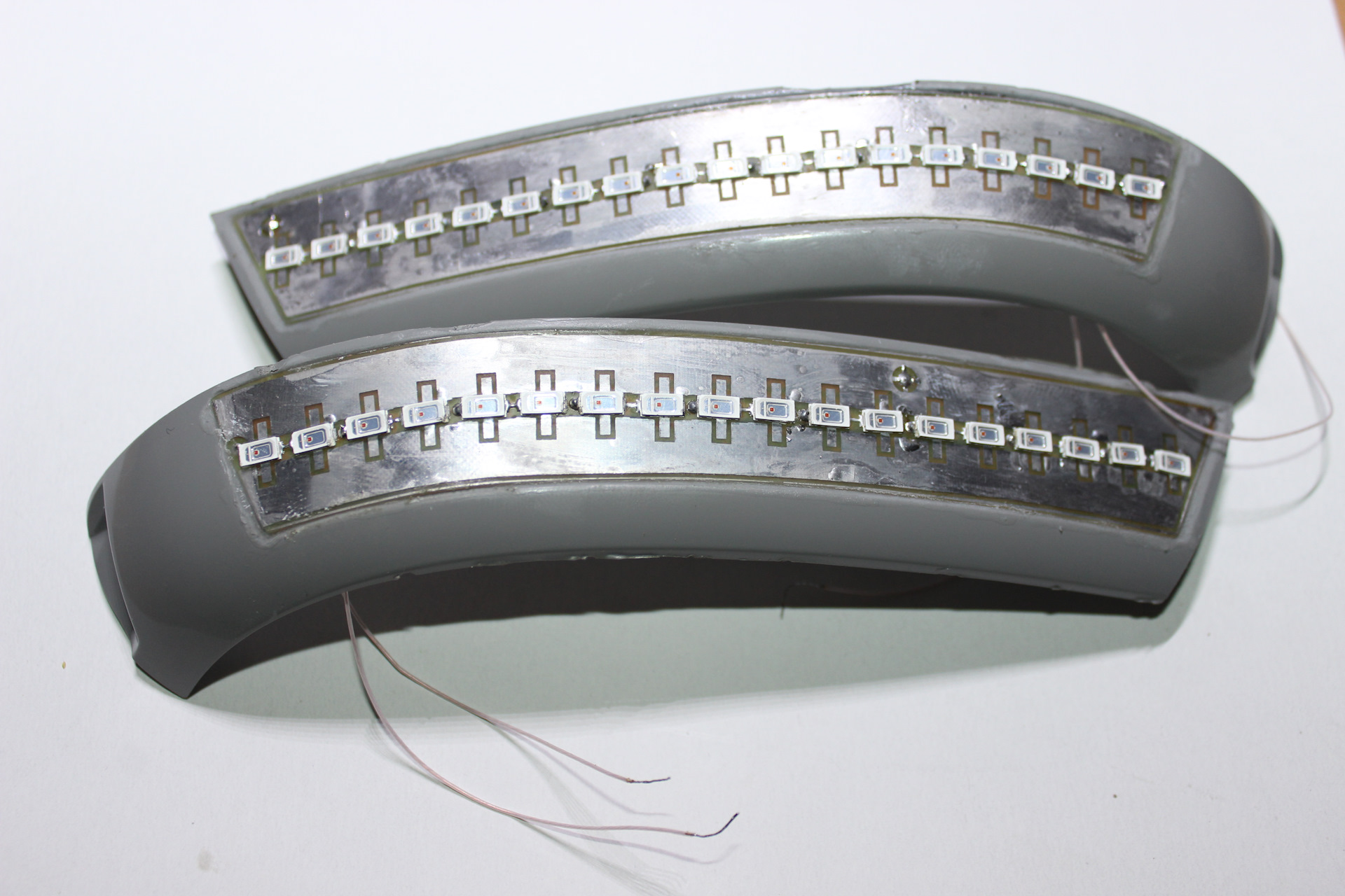 поворотники лексус стайл. светодиодные повторители поворотов нива плазма. динамический повторитель поворота. повторитель в зеркало пассат б6. динамические поворотники bmw f20.