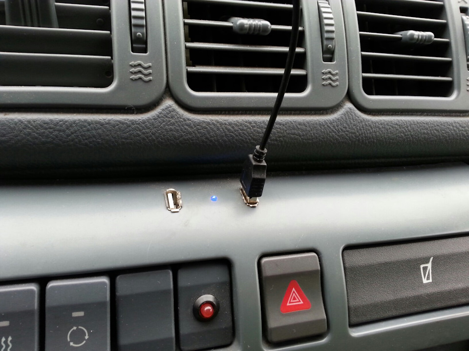 Зарядка usb — УАЗ Pickup, 2,7 л, 2010 года | электроника | DRIVE2