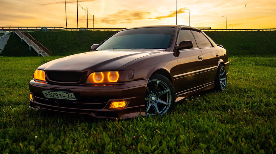 Toyota Chaser Tourer s2010